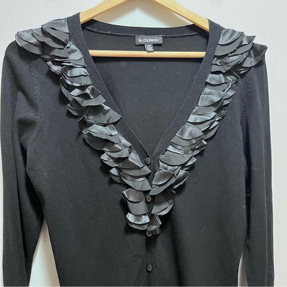 Le Chateau Black Vneck Ruffle Cardigan  Size Small - Picture 3 of 6